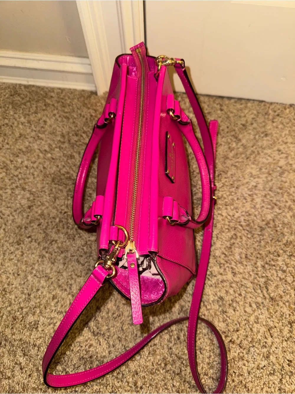 kate spade New York vibrant fuchsia leather satchel with detachable strap